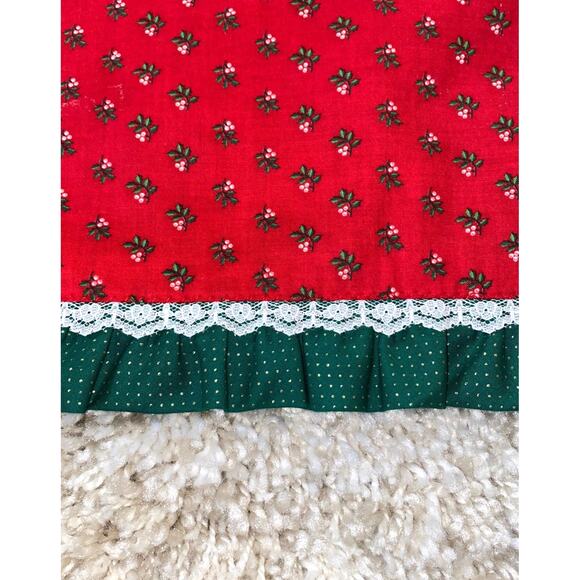 Holiday Holly Fabric Table Runner Handmade Vintage 1980's Large 84 x 19 - Picture 3 of 4